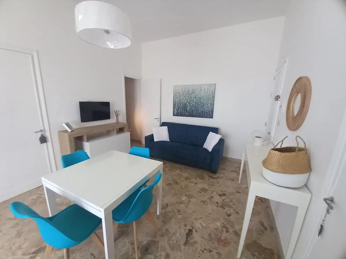Le Due Conchiglie Villa Carini 0*,