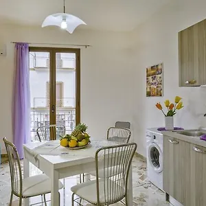 Arricàmpati Family Apartment&rooms Casa vacanze